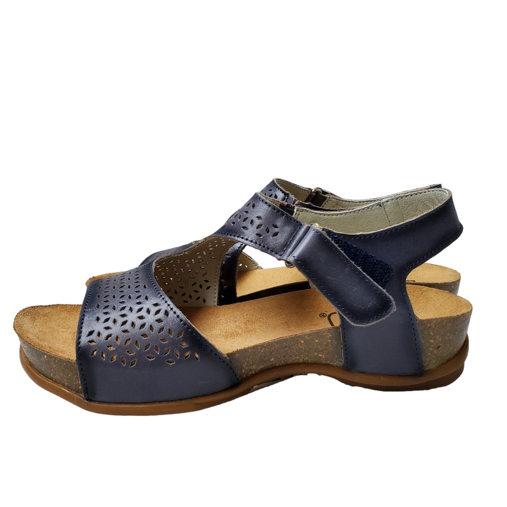 Propet Blue Sandals Women's Size 8.5 NWOT